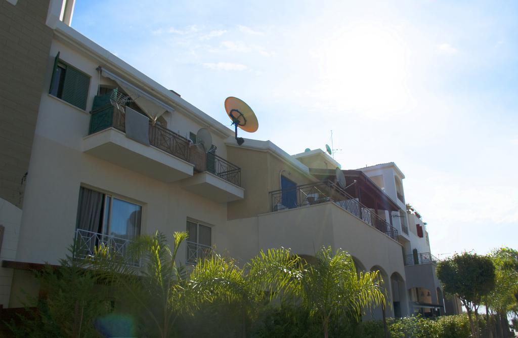 Sunrise Studios Limassol Room photo